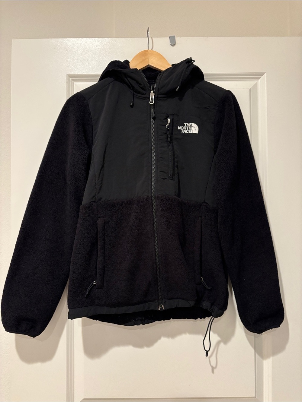 The North Face Womens Black Hooded Puffer-Fleece Jacket
